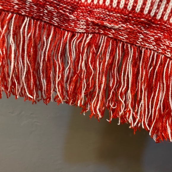 SHEIN Red/Rust and Cream Cropped Fringe Sweater - Picture 10 of 16